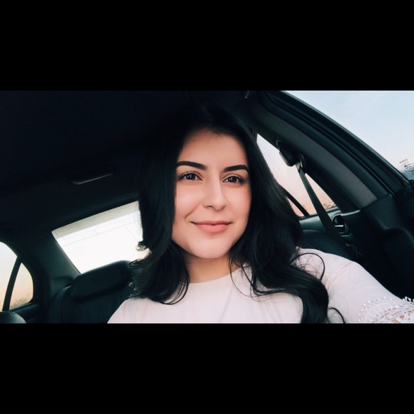 anahiidelamoraa